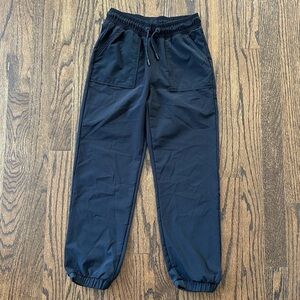 Athleta Girl High Jump Jogger (not lined), size Small (7), in Black